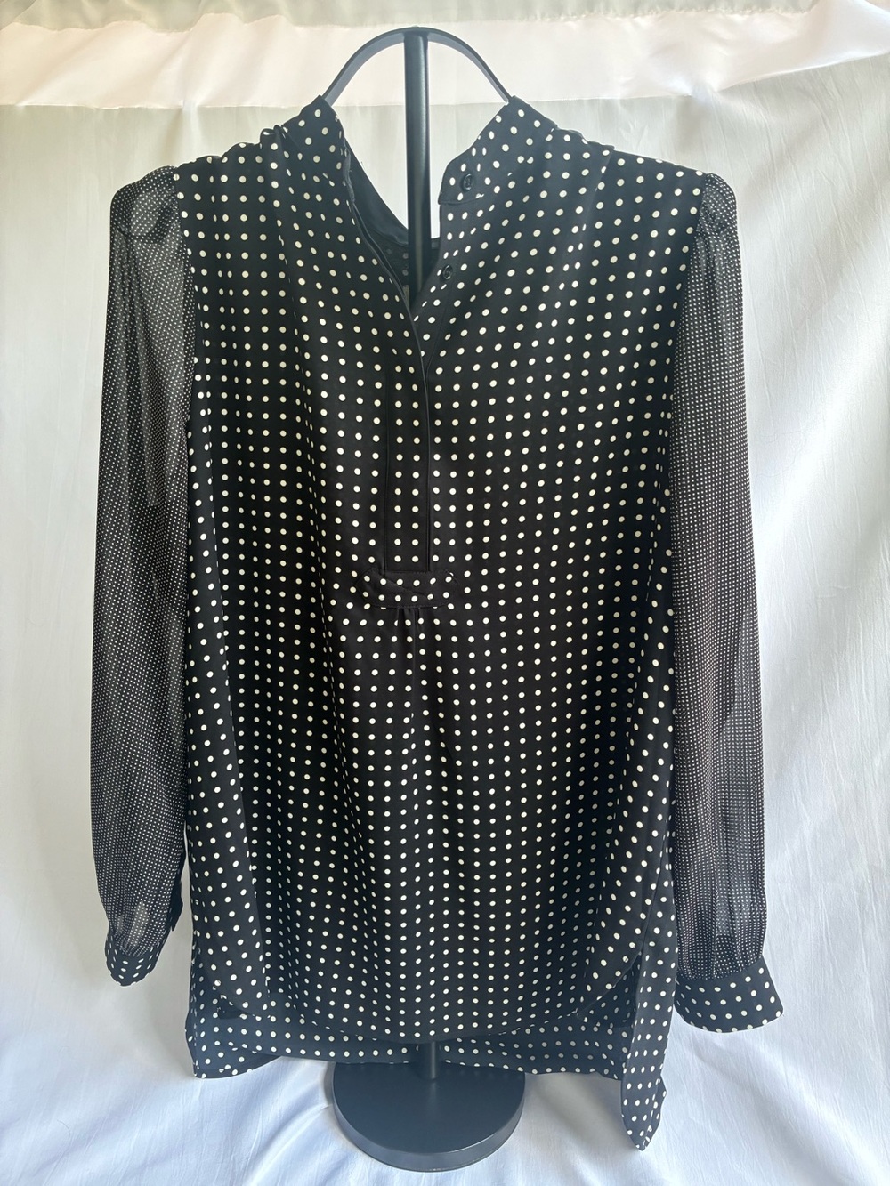 Anne Klein Black Polka Dot Sheer Sleeve Tunic Blouse L